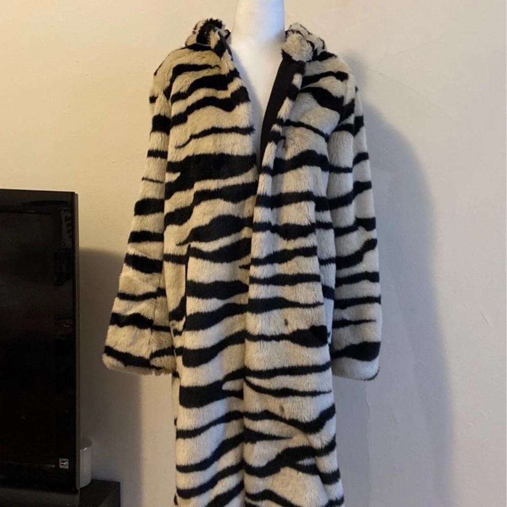 Faux fur coat teddy